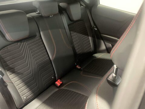 Ford Puma 1.0T EcoBoost MHEV ST-Line X SUV 5dr Petrol Hybrid DCT Euro 6 (s/s) (125 ps 15