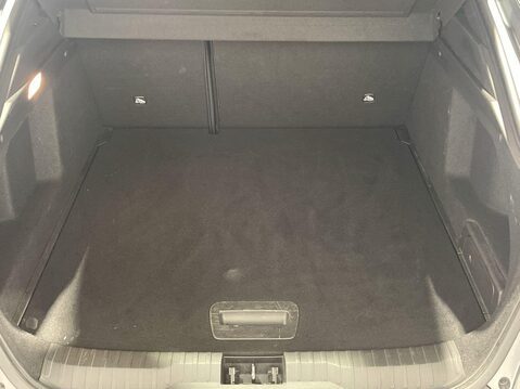 Renault Arkana 1.6 E-TECH E-Tech engineered SUV 5dr Petrol Hybrid Auto 2WD Euro 6 (s/s) (1 11