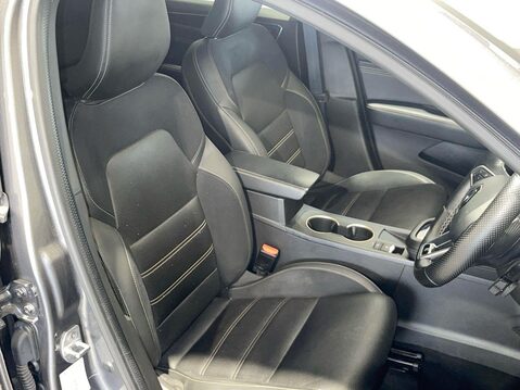 Renault Arkana 1.6 E-TECH E-Tech engineered SUV 5dr Petrol Hybrid Auto 2WD Euro 6 (s/s) (1 5