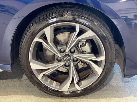 Audi A3 1.5 TFSI 35 S line Sportback 5dr Petrol S Tronic Euro 6 (s/s) (150 ps) One 9