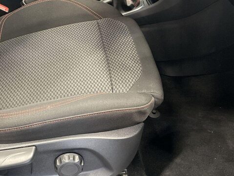 Ford Puma 1.0T EcoBoost MHEV ST-Line SUV 5dr Petrol Hybrid Manual Euro 6 (s/s) (125 p 15