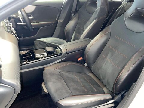 Mercedes-Benz A Class 1.5 A180d AMG Line (Executive) Hatchback 5dr Diesel 7G-DCT Euro 6 (s/s) (11 16