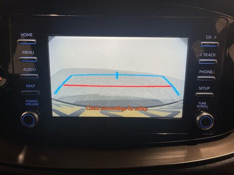 Toyota Aygo X 1.0 VVT-i Pure Hatchback 5dr Petrol Manual Euro 6 (s/s) (72 ps) DAB Radio - 13