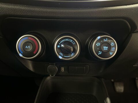 Toyota Aygo X 1.0 VVT-i Pure Hatchback 5dr Petrol Manual Euro 6 (s/s) (72 ps) DAB Radio - 8