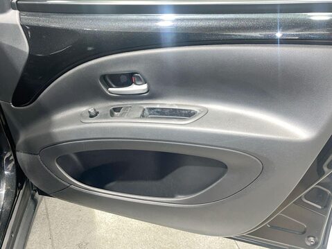 Toyota Aygo X 1.0 VVT-i Pure Hatchback 5dr Petrol Manual Euro 6 (s/s) (72 ps) DAB Radio - 7