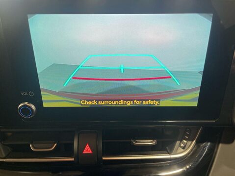 Toyota C-HR 1.8 VVT-h GPF Design SUV 5dr Petrol Hybrid CVT Euro 6 (s/s) (122 ps) Blueto 15