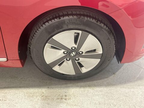 Hyundai IONIQ 1.6 h-GDi Premium SE Hatchback 5dr Petrol Hybrid DCT Euro 6 (s/s) (141 ps) 9