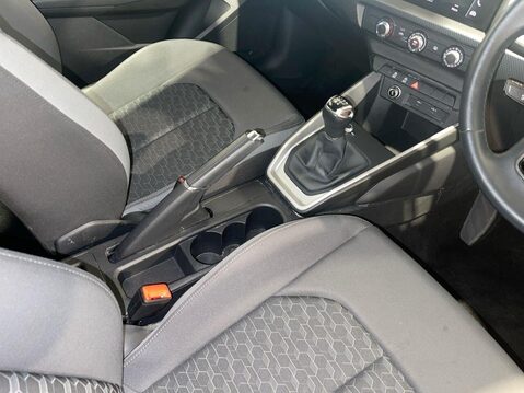 Audi A1 1.0 TFSI 25 Sport Sportback 5dr Petrol Manual Euro 6 (s/s) (95 ps) Service 12