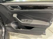 Volkswagen T-Roc 1.5 TSI R-Line SUV 5dr Petrol Manual Euro 6 (s/s) (150 ps) One Owner - Serv 25