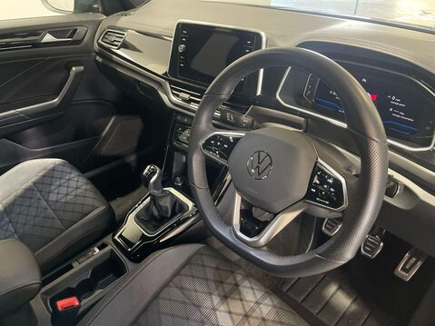 Volkswagen T-Roc 1.5 TSI R-Line SUV 5dr Petrol Manual Euro 6 (s/s) (150 ps) One Owner - Serv 15