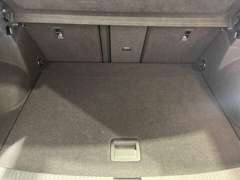 Volkswagen T-Roc 1.5 TSI R-Line SUV 5dr Petrol Manual Euro 6 (s/s) (150 ps) One Owner - Serv 12