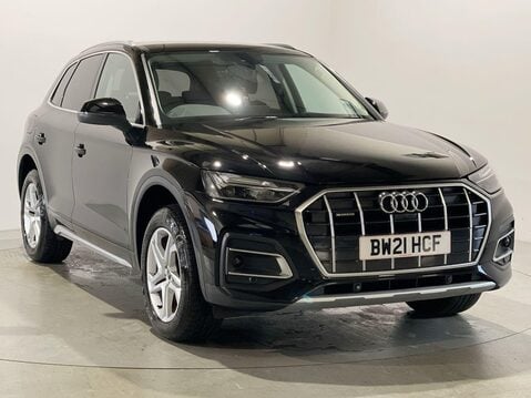 Audi Q5 2.0 TDI 40 Sport SUV 5dr Diesel S Tronic quattro Euro 6 (s/s) (204 ps) Full 1