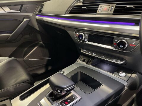 Audi Q5 2.0 TDI 40 Sport SUV 5dr Diesel S Tronic quattro Euro 6 (s/s) (204 ps) Full 22