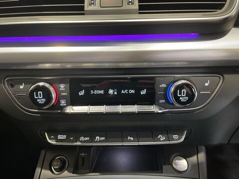 Audi Q5 2.0 TDI 40 Sport SUV 5dr Diesel S Tronic quattro Euro 6 (s/s) (204 ps) Full 28