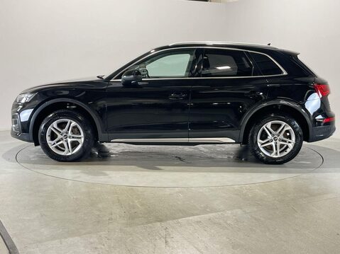 Audi Q5 2.0 TDI 40 Sport SUV 5dr Diesel S Tronic quattro Euro 6 (s/s) (204 ps) Full 5