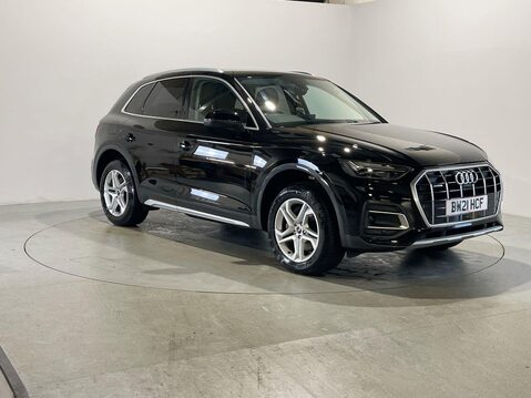 Audi Q5 2.0 TDI 40 Sport SUV 5dr Diesel S Tronic quattro Euro 6 (s/s) (204 ps) Full 2