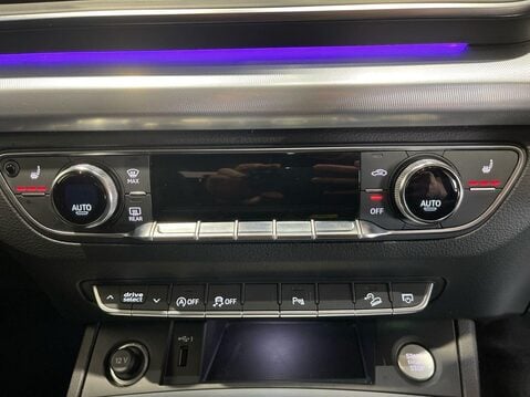 Audi Q5 2.0 TDI 40 Sport SUV 5dr Diesel S Tronic quattro Euro 6 (s/s) (204 ps) Full 23