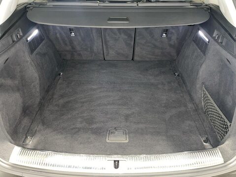 Audi Q5 2.0 TDI 40 Sport SUV 5dr Diesel S Tronic quattro Euro 6 (s/s) (204 ps) Full 12