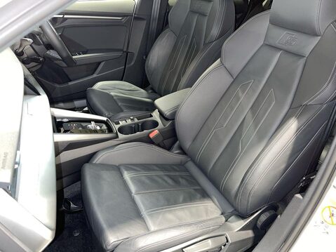 Audi A3 1.5 TFSI 35 S line Sportback 5dr Petrol S Tronic Euro 6 (s/s) (150 ps) Cru 16