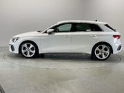 Audi A3 1.5 TFSI 35 S line Sportback 5dr Petrol S Tronic Euro 6 (s/s) (150 ps) Cru 5