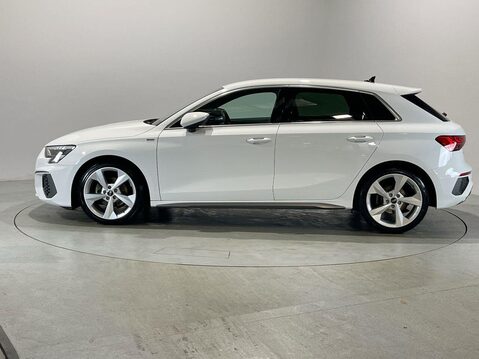 Audi A3 1.5 TFSI 35 S line Sportback 5dr Petrol S Tronic Euro 6 (s/s) (150 ps) Cru 5