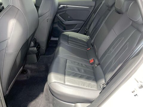 Audi A3 1.5 TFSI 35 S line Sportback 5dr Petrol S Tronic Euro 6 (s/s) (150 ps) Cru 17