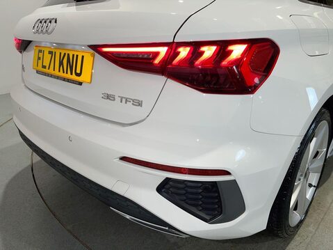 Audi A3 1.5 TFSI 35 S line Sportback 5dr Petrol S Tronic Euro 6 (s/s) (150 ps) Cru 13