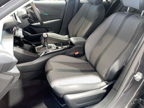 Peugeot 208 1.5 BlueHDi Allure Premium Hatchback 5dr Diesel Manual Euro 6 (s/s) (100 ps 16