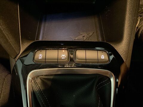 Vauxhall Corsa 1.2 Design Hatchback 5dr Petrol Manual Euro 6 (75 ps) Air Con - Alloys Whee 24