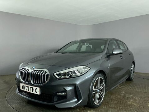 BMW 1 Series 1.5 118i M Sport (LCP) Hatchback 5dr Petrol DCT Euro 6 (s/s) (136 ps) Parki 4