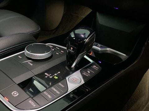 BMW 1 Series 1.5 118i M Sport (LCP) Hatchback 5dr Petrol DCT Euro 6 (s/s) (136 ps) Parki 21