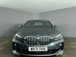 BMW 1 Series 1.5 118i M Sport (LCP) Hatchback 5dr Petrol DCT Euro 6 (s/s) (136 ps) Parki