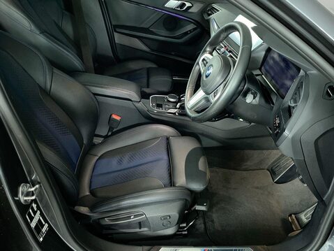 BMW 1 Series 1.5 118i M Sport (LCP) Hatchback 5dr Petrol DCT Euro 6 (s/s) (136 ps) Parki 15