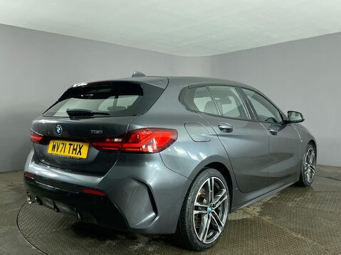 BMW 1 Series 1.5 118i M Sport (LCP) Hatchback 5dr Petrol DCT Euro 6 (s/s) (136 ps) Parki 8