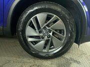 Nissan Qashqai 1.3 DIG-T MHEV Acenta Premium SUV 5dr Petrol Hybrid XTRON Euro 6 (s/s) (158 12