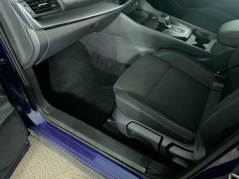 Nissan Qashqai 1.3 DIG-T MHEV Acenta Premium SUV 5dr Petrol Hybrid XTRON Euro 6 (s/s) (158 17