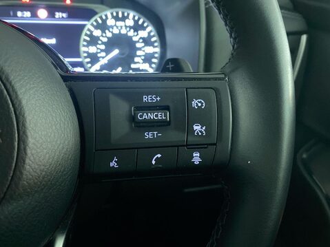 Nissan Qashqai 1.3 DIG-T MHEV Acenta Premium SUV 5dr Petrol Hybrid XTRON Euro 6 (s/s) (158 33