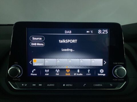 Nissan Qashqai 1.3 DIG-T MHEV Acenta Premium SUV 5dr Petrol Hybrid XTRON Euro 6 (s/s) (158 30