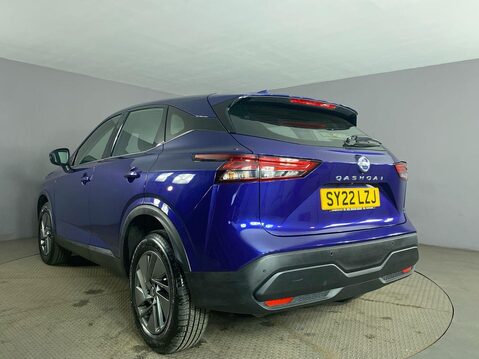 Nissan Qashqai 1.3 DIG-T MHEV Acenta Premium SUV 5dr Petrol Hybrid XTRON Euro 6 (s/s) (158 6
