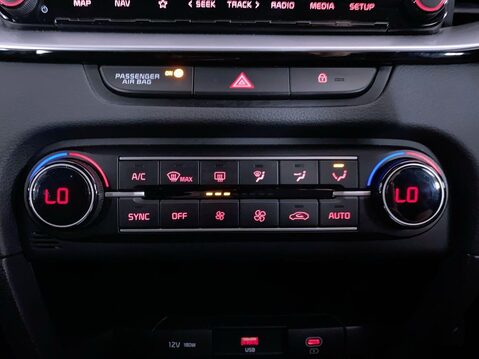 Kia Ceed 1.5 T-GDi 3 Hatchback 5dr Petrol Manual Euro 6 (s/s) (158 bhp) Cruise Cont 31