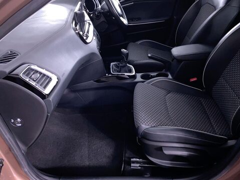 Kia Ceed 1.5 T-GDi 3 Hatchback 5dr Petrol Manual Euro 6 (s/s) (158 bhp) Cruise Cont 17
