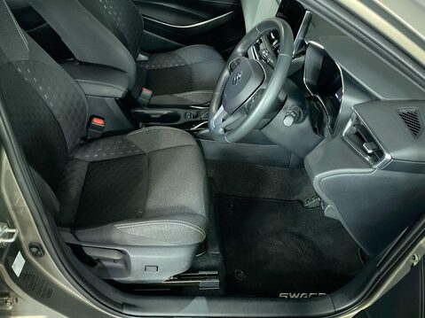 Suzuki Swace 1.8h Ultra Estate 5dr Petrol Hybrid CVT Euro 6 (s/s) (140 ps) Air Con - All 15