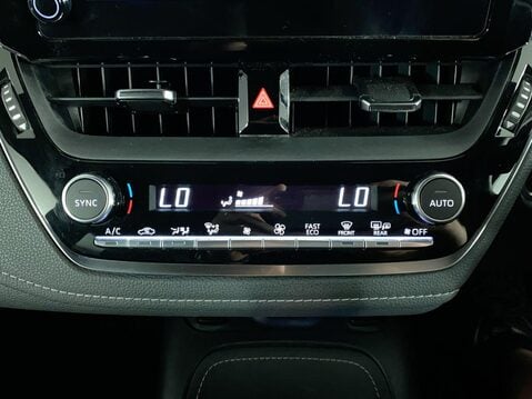 Suzuki Swace 1.8h Ultra Estate 5dr Petrol Hybrid CVT Euro 6 (s/s) (140 ps) Air Con - All 31