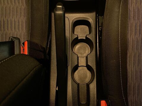 Vauxhall Corsa 1.2 Design Hatchback 5dr Petrol Manual Euro 6 (75 ps) Air Con - Alloy Wheel 32