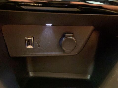 Vauxhall Corsa 1.2 Design Hatchback 5dr Petrol Manual Euro 6 (75 ps) Air Con - Alloy Wheel 25