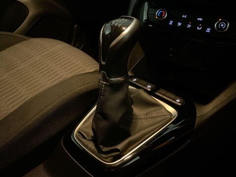 Vauxhall Corsa 1.2 Design Hatchback 5dr Petrol Manual Euro 6 (75 ps) Air Con - Alloy Wheel 21