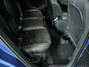 Volvo XC40 2.0 B4 MHEV R-Design Pro SUV 5dr Petrol Hybrid Auto Euro 6 (s/s) (197 ps) C 19