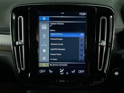 Volvo XC40 2.0 B4 MHEV R-Design Pro SUV 5dr Petrol Hybrid Auto Euro 6 (s/s) (197 ps) C 30