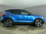 Volvo XC40 2.0 B4 MHEV R-Design Pro SUV 5dr Petrol Hybrid Auto Euro 6 (s/s) (197 ps) C 9