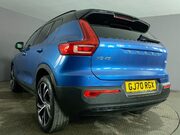 Volvo XC40 2.0 B4 MHEV R-Design Pro SUV 5dr Petrol Hybrid Auto Euro 6 (s/s) (197 ps) C 14